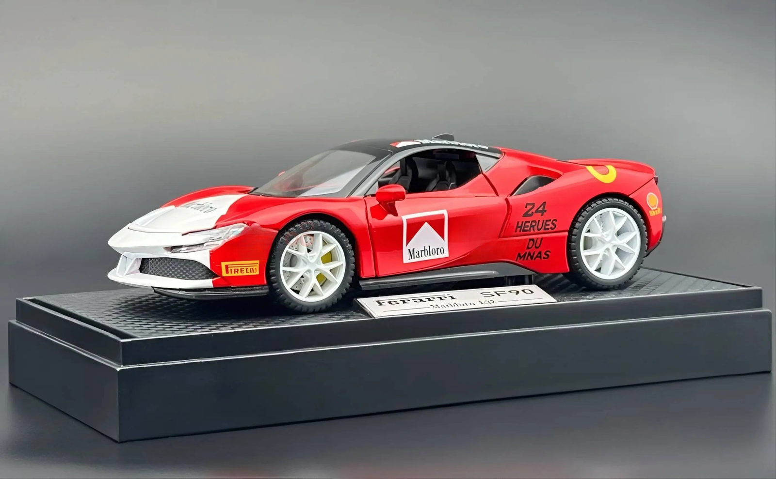 1-scaled-1.png Ferrari SF90 Marlboro Race 1:24 diecast scale model car miniature - Image 1