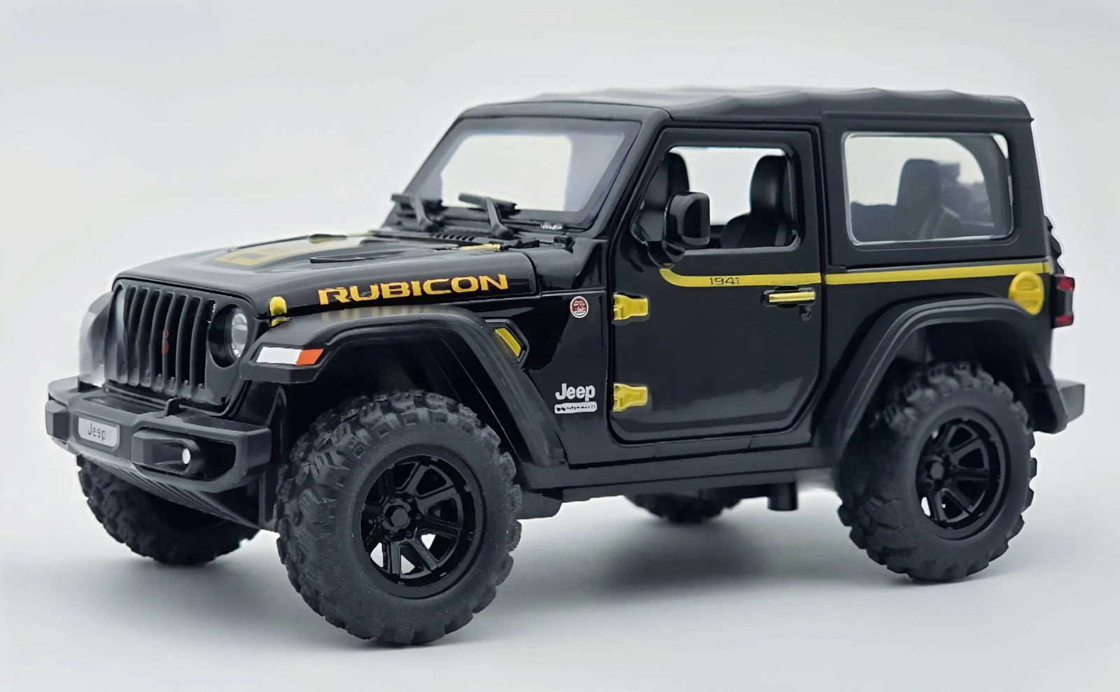 7-scaled-1.png Jeep Wrangler Rubicon 1:24 diecast scale model car - Image 1