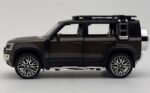 Land Rover Defender 110 1:24 diecast Scale Model car | Assorted Colors - Image 16