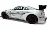 Nissan GTR 1:24 diecast scale model car collectible - Image 9
